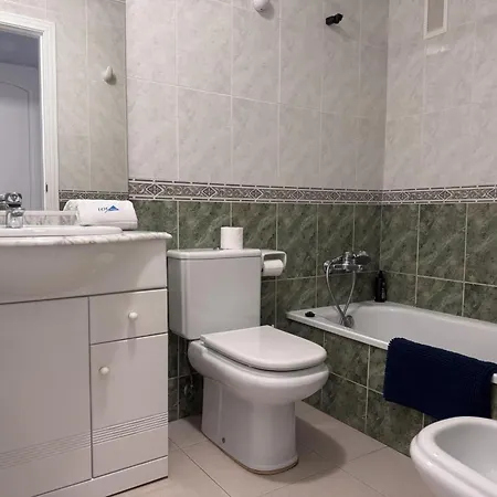 Frente Al Mar En Con Mascotas Permitidas, Estacionamiento Y Aire Acondicionado - Es-373-21 Apartment *